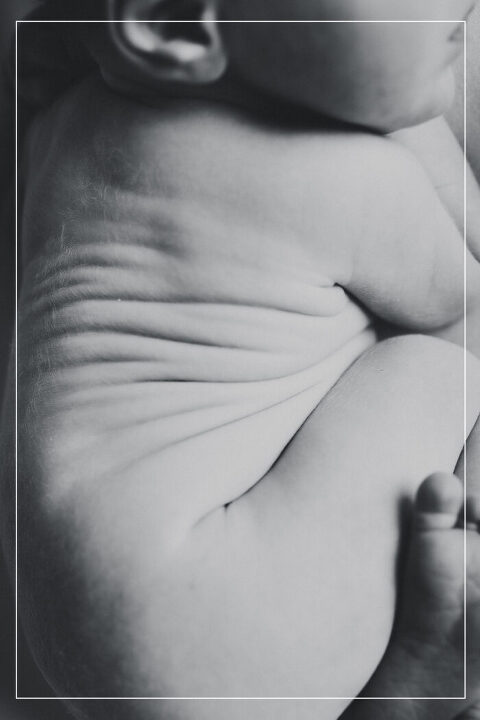 UtahNewbornPhotography039 700x1050(pp w480 h720) - UtahNewbornPhotography039