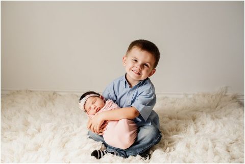 Northern Utah Newborn Photographer Daisy004 700x469(pp w480 h321) - Northern Utah Newborn Photographer | Daisy004