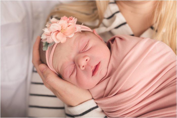 UtahNewbornTrinity 1 700x468 - UtahNewbornTrinity (1)