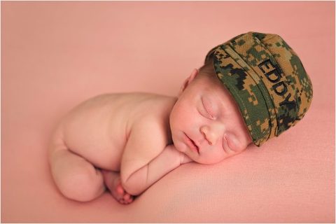 UtahNewbornTrinity 6 700x468(pp w480 h320) - UtahNewbornTrinity (6)