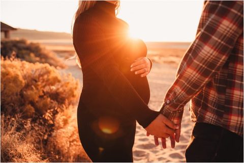 AntelopeIslandMaternitySession 16 700x468(pp w480 h320) - AntelopeIslandMaternitySession (16)