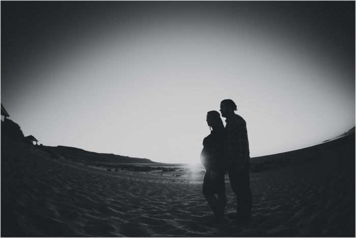 AntelopeIslandMaternitySession 18 700x468 - AntelopeIslandMaternitySession (18)