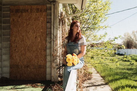 AbandonedHouseSelfies 019 700x467(pp w480 h320) - AbandonedHouseSelfies_019