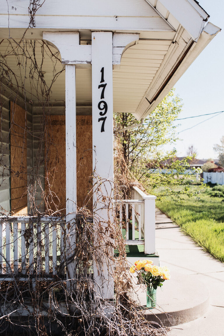 AbandonedHouseSelfies 049 scaled(pp w768 h1150) - 2020 PROJECT 52: 15/52