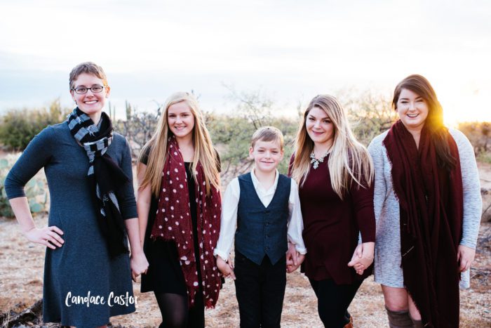 McDowell Family 055 WEB 700x467 - McDowell_Family_055_WEB