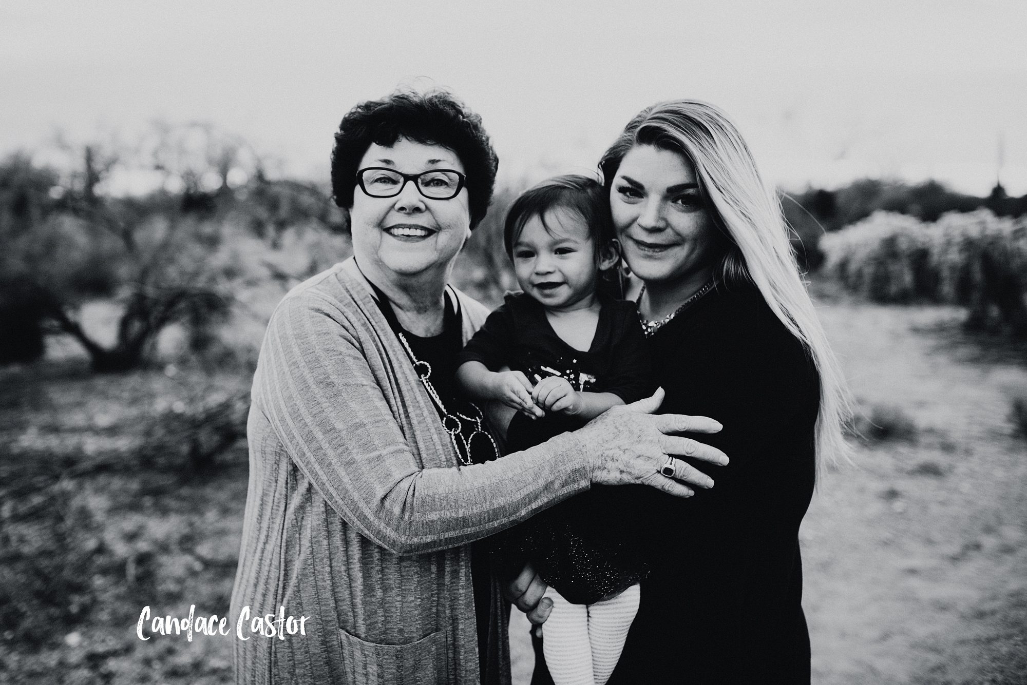 Extended Family Sessions and What to Wear McDowell Family 077 WEB - Extended Family Sessions and What to Wear