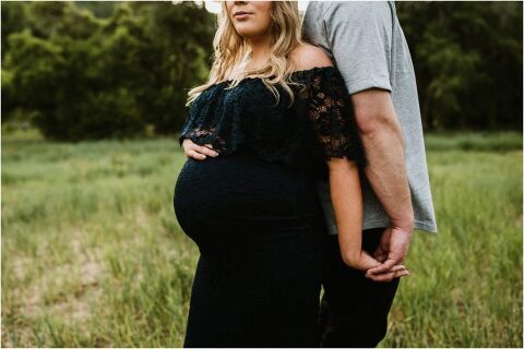 Mantua Poppy Field Maternity Photography Brinley Connor28 700x468(pp w480 h320) - Mantua Poppy Field :: Maternity Photography :: Brinley + Connor28