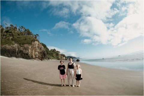 HUG POINT OREGON FAMILY BEACH PHOTOGRAPHY ANDERSON FAMILY26 700x468(pp w480 h320) - HUG POINT OREGON :: FAMILY BEACH PHOTOGRAPHY :: ANDERSON FAMILY26