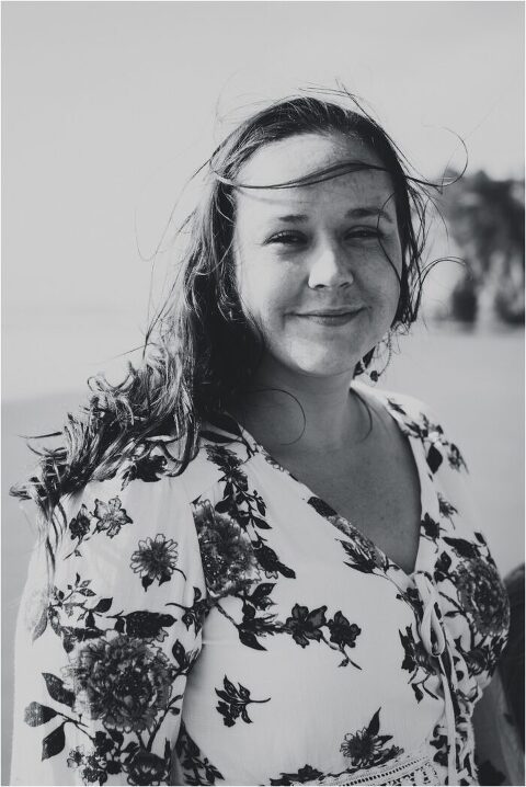 HUG POINT OREGON FAMILY BEACH PHOTOGRAPHY ANDERSON FAMILY5 700x1048(pp w480 h718) - HUG POINT OREGON :: FAMILY BEACH PHOTOGRAPHY :: ANDERSON FAMILY5