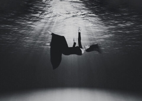 2underwater 3 700x499(pp w480 h342) - 2underwater-3